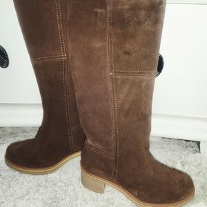**NEW**Blondo Waterproof Chocolate Suede Heeled Boots